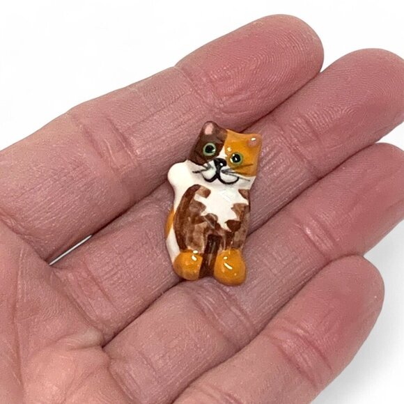 Vintage Tortoiseshell Cat Pin Orange Brown White Ceramic 1.5" - Picture 4 of 4